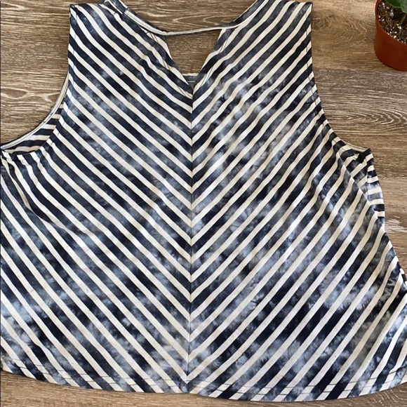 Tie dye style striped tank - Picture 3 of 3
